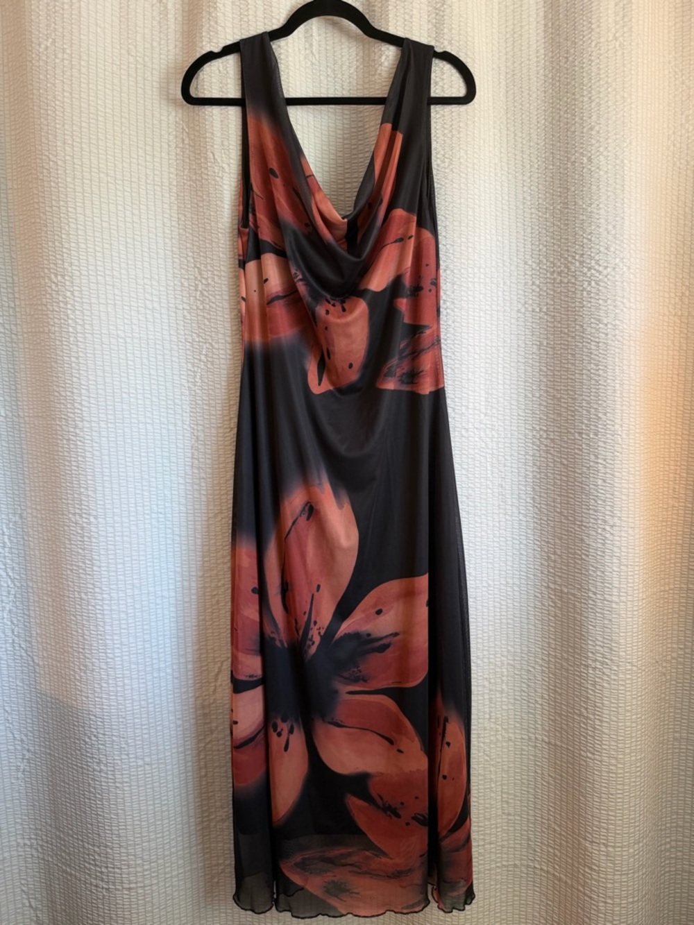 Cupshe Black Maxi Dress with Coral Floral Print